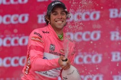 Michael Matthews vencedor de la sexta etapa. Foto: La Gazzetta dello Sport.