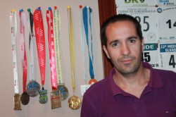 Juan Carlos Arjona Ollero.  12000 km en los últimos 5 años: 41carreras populares. 43 medias maratones. 9 maratones. 